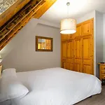 Hotel Deth Pais 2*